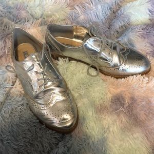 Silver Oxford shoes